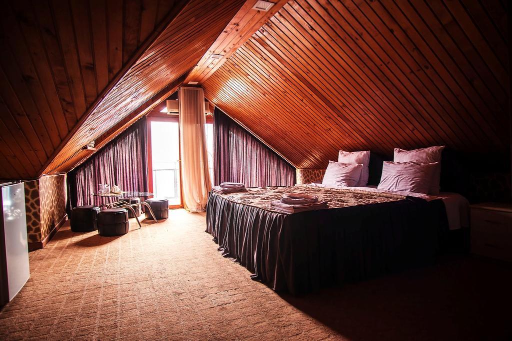 Panorama Eco-Hotel Тбилиси Стая снимка