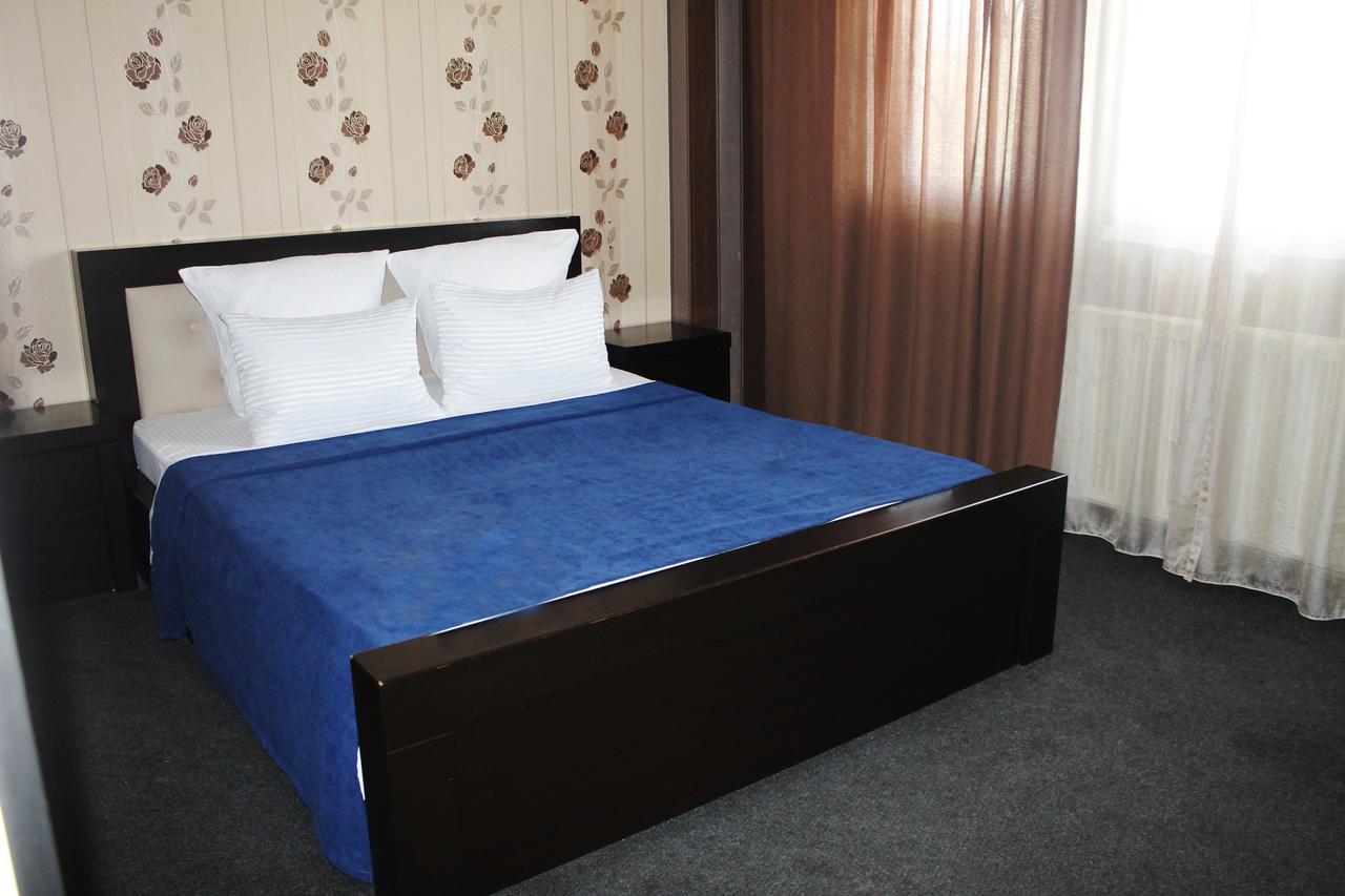 Panorama Eco-Hotel Тбилиси Екстериор снимка
